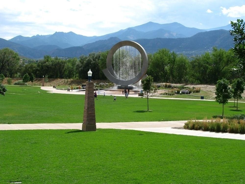 Alta Hotel Colorado Springs Exterior photo
